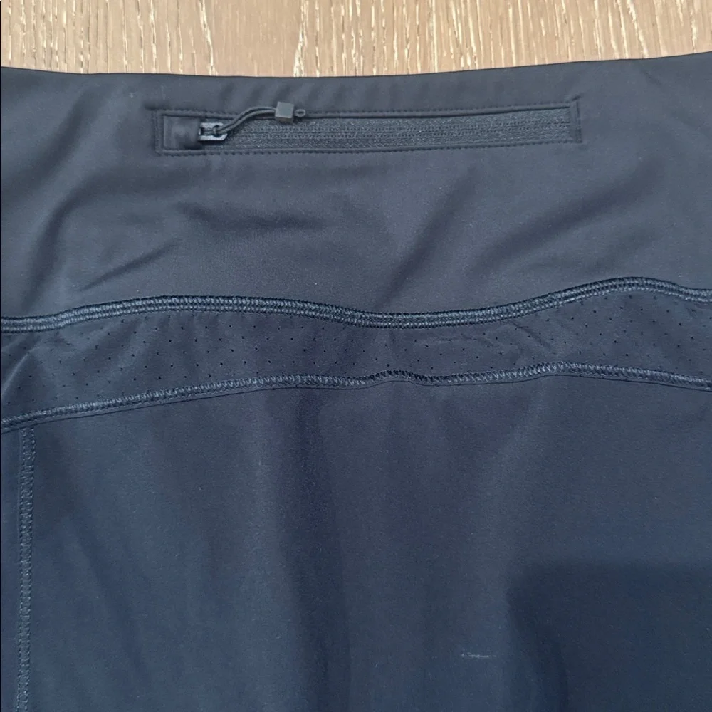 Athleta Run With It 14” Black Skort Size M Athletic Tennis Golf Skirt Shorts - Picture 7 of 8